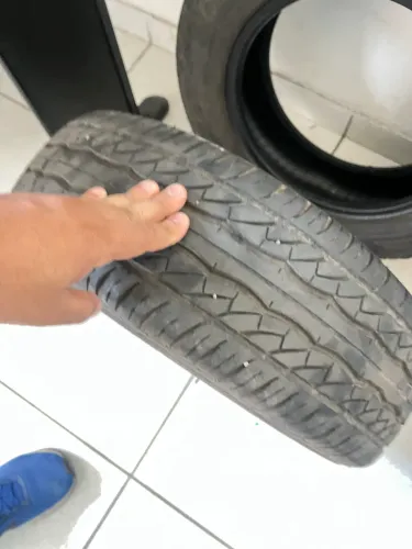 Pneu bom aro 14 165/70 170/65