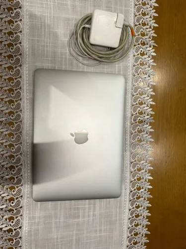 Mac book Air 2011