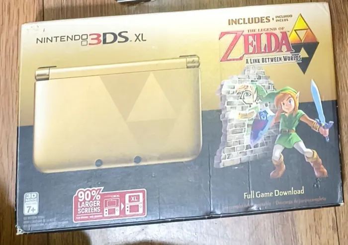 3ds edição Zelda na caixa!!!