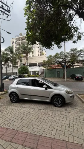 Fiat Punto Attractive 1.4 Fire Flex 8V 5P 2014
