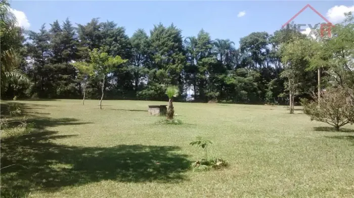 Chácara à venda na Estância Vargem Bonita em Senador Canedo