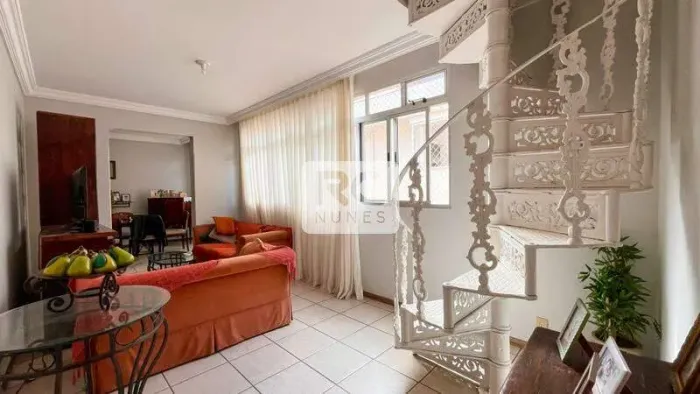 Cobertura Duplex à Venda no Gutierrez | Dois Pavimentos, Área Externa Ampla e Vida Tranqui