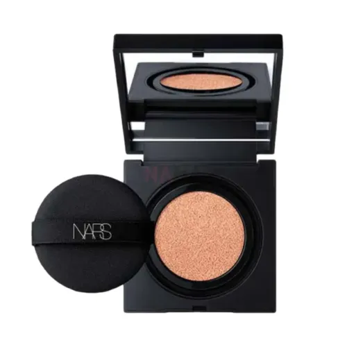 Base NARS Natural Radiant FPS 50 PA+++ Mont Blanc cor Clara (Produto novo de Mostruário)