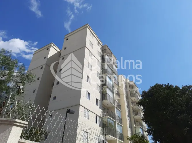 Apartamento à venda com 2 quartos e sacada próximo ao Parque da Independência
