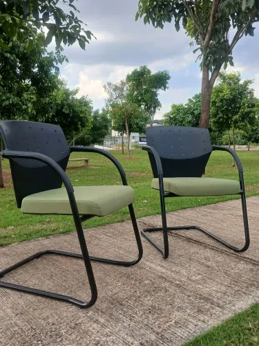 Vendo par Cadeiras Alberflex novas e confortáveis confortáveis. 