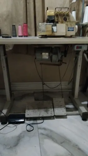 Máquina de Costura industrial overloque