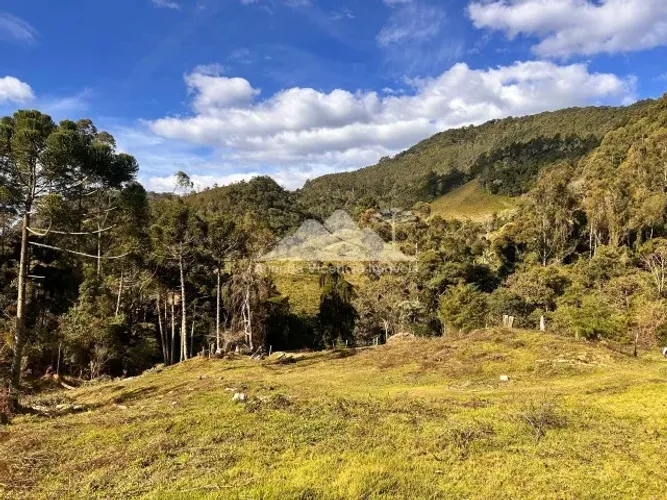 Mais que um terreno, um novo começo! Chácara de 12.000m2 em Marmelópolis MG