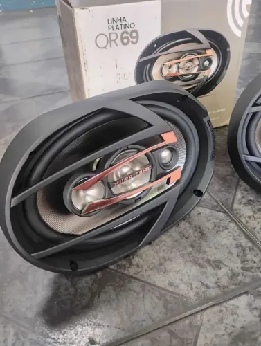4 Alto-falantes Hurricane QR69 300w RMS Quadriaxial