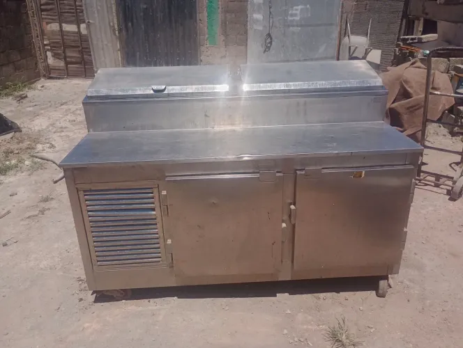 VENDO BALCÃO DE INOX REFRIGERADOR 110 V PERFEITO PARA SEU RESTAURANTE OU PIZZARIA 