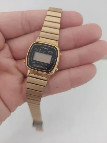 RELÓGIO CASIO VINTAGE DOURADO NUNCA USADO!!!!!!