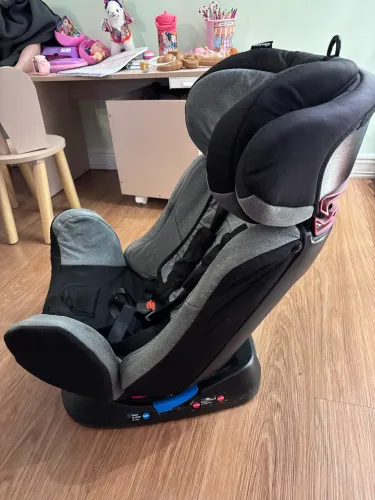 Cadeirinha para Auto Voyage Legacy (0 a 36 kg) - Excelente Estado / Higienizada