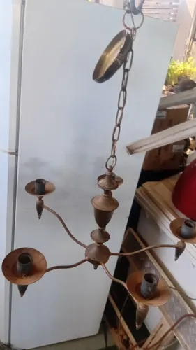 Lustre de metal