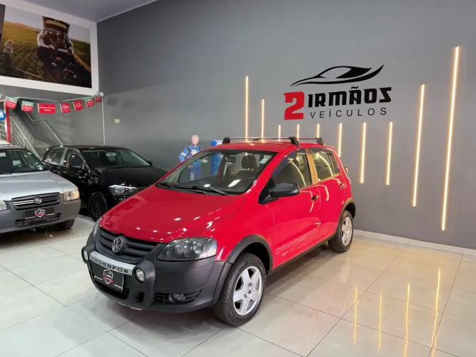 Volkswagen Crossfox 1.6 MI Total Flex 8V 5P 2010