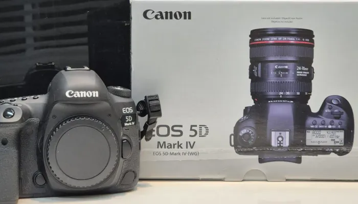  Canon EOS 5D Mark IV