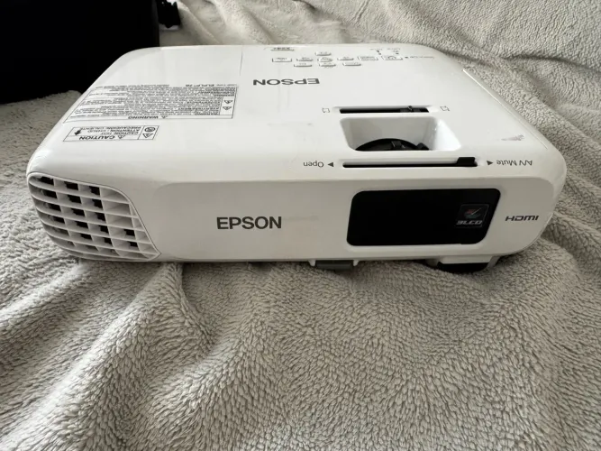 Projetor Epson PowerLite X24+ 3.500 Lumens HDMI + Bolsa