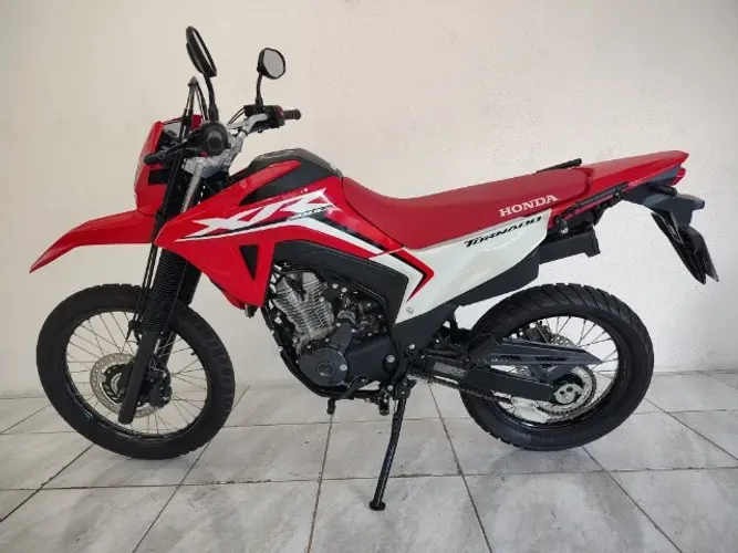 Honda XR 300 Tornado 2025 impécavel