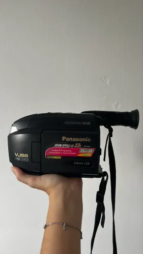 Filmadora Panasonic Palmcorder VHS-C NV-VJ58PN + Acessórios Originais