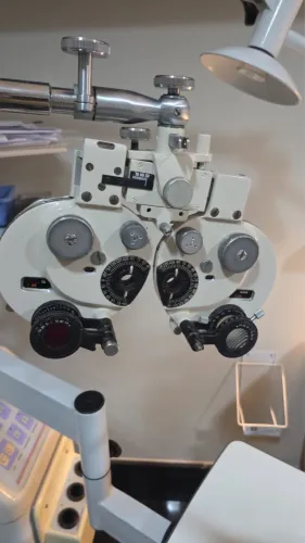 Greens Bausch Lomb Branco, revisado e com auxiliares