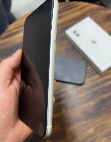 Iphone 11 prefeito na caixa 