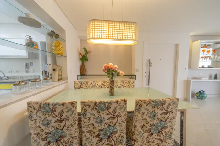 Apartamento para venda em Enseada com 3 quartos, sendo 3 suítes, 150m²