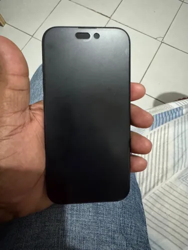 iPhone 15 preto