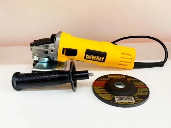 Esmerilhadeira Angular 800W Dewalt