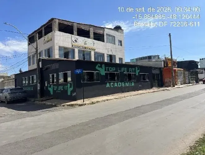 Imóvel com localização privilegiada Comercial no Ceilandia Sul, Ceilandia - DF, N. SN CJ