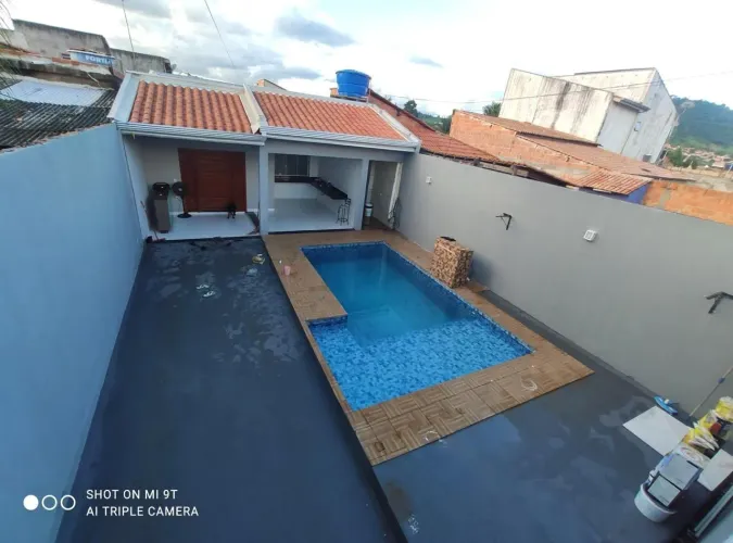 casa com piscina