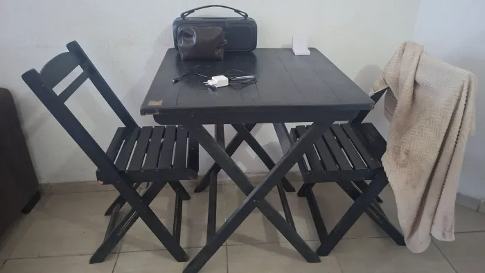 Mesa mais 4 cadeiras