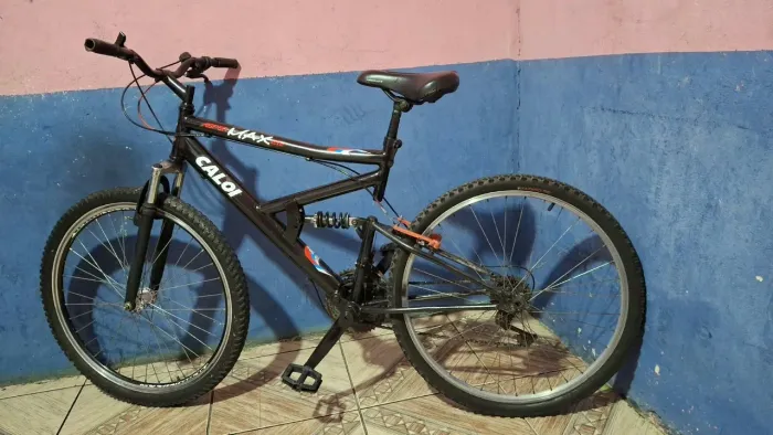 Bicicleta Caloi aro 26 top toda completa faço entrega grátis