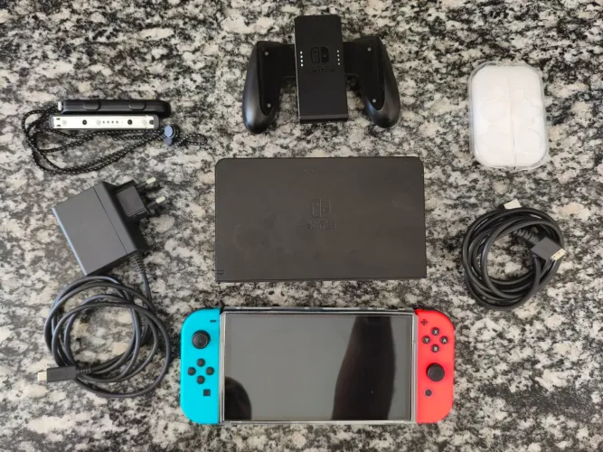 NINTENDO SWITCH OLED 64GB DESBLOQUEADO - MICROSD 512GB - ACESSÓRIOS