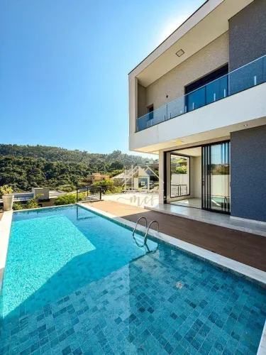 Casa com 3 dormitórios à venda, 280 m² por R$ 2.200.000,00 - Condominio Quintas da Boa Vis