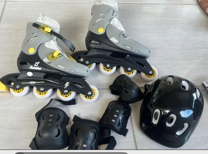 Kit de patins com acessórios