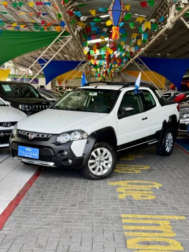 Fiat Strada Adv.1.8 16V Locker Dualo. Flex CD 2014
