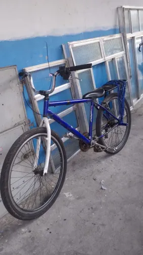 Vendo por não quero mais montadinha aro 26
