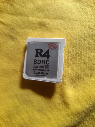 R4 niintendo ds ds i  3ds 