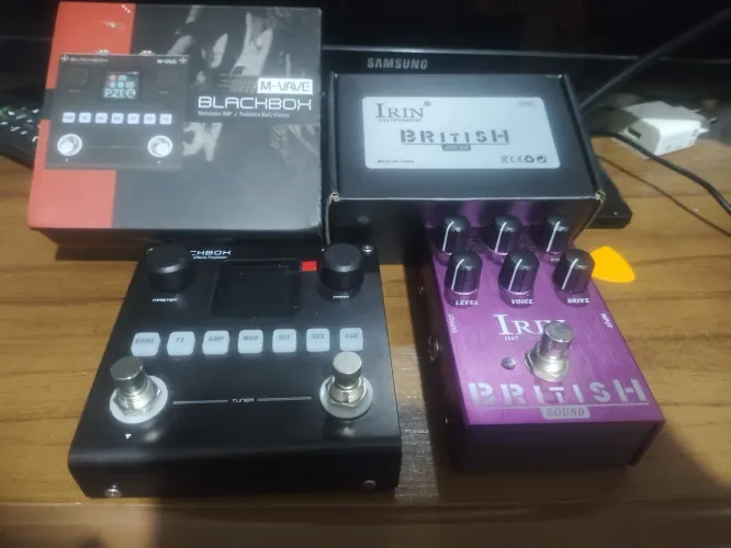 Kit completo Blackbox + Pedal Irin Britsh + Jamjum MP-1 + Fonte Múltipla (todos na caixa)