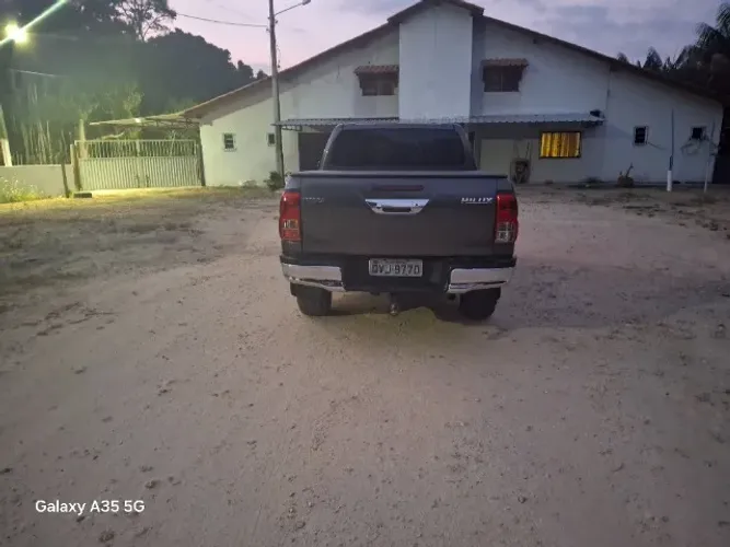Toyota Hilux CD SR 4X4 2.8 TDI Diesel Aut. 2020