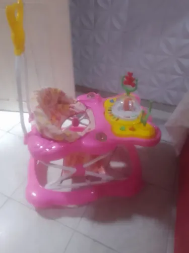 Bebê conforto e andador