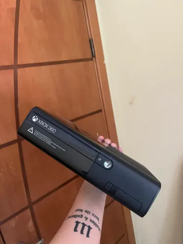 XBOX 360 DESBLOQUEADO + 100 JOGOS