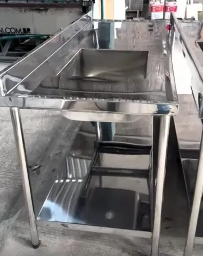 PIA DE INOX NOVA 1.87X0.70X0.90 C/ CUBA À ESQUERDA 0.52X0.42X0.24 R$ 1.600
