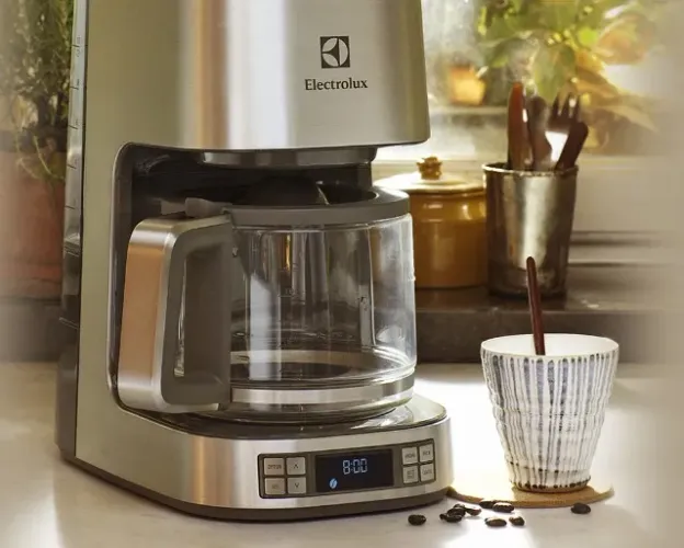 Cafeteira Electrolux Expressionist CMP50