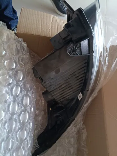 Farol lado direito cronos / argo Full Led 2026/2027