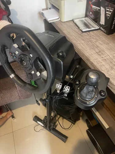 Cockpit Completo logitech G920 usado poucas vezes com câmbio 