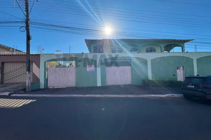 Sobrado à venda no Coração de Araguaína