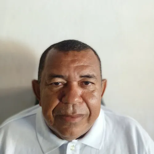 Cortador de tecidos disponível 