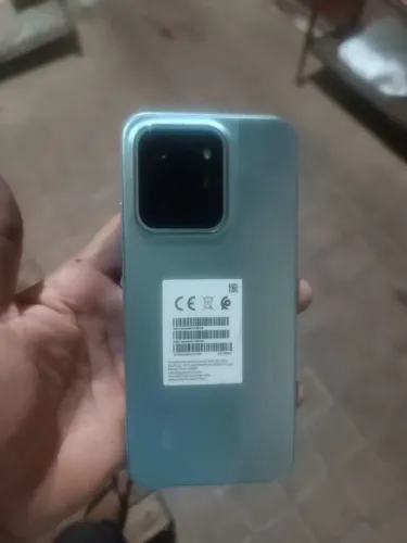 Poco c 85