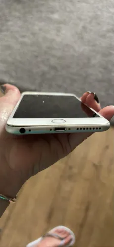 iPhone 6 Plus quebrado para retirada peças 
