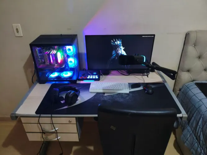 Aceito trocas e ofertas- setup gamer novo detalhes na descrição
