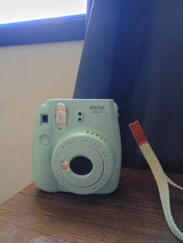 Instax mini 9 - P sair rapido